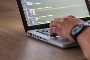 Quais são os benefícios de realizar um Registro de Software